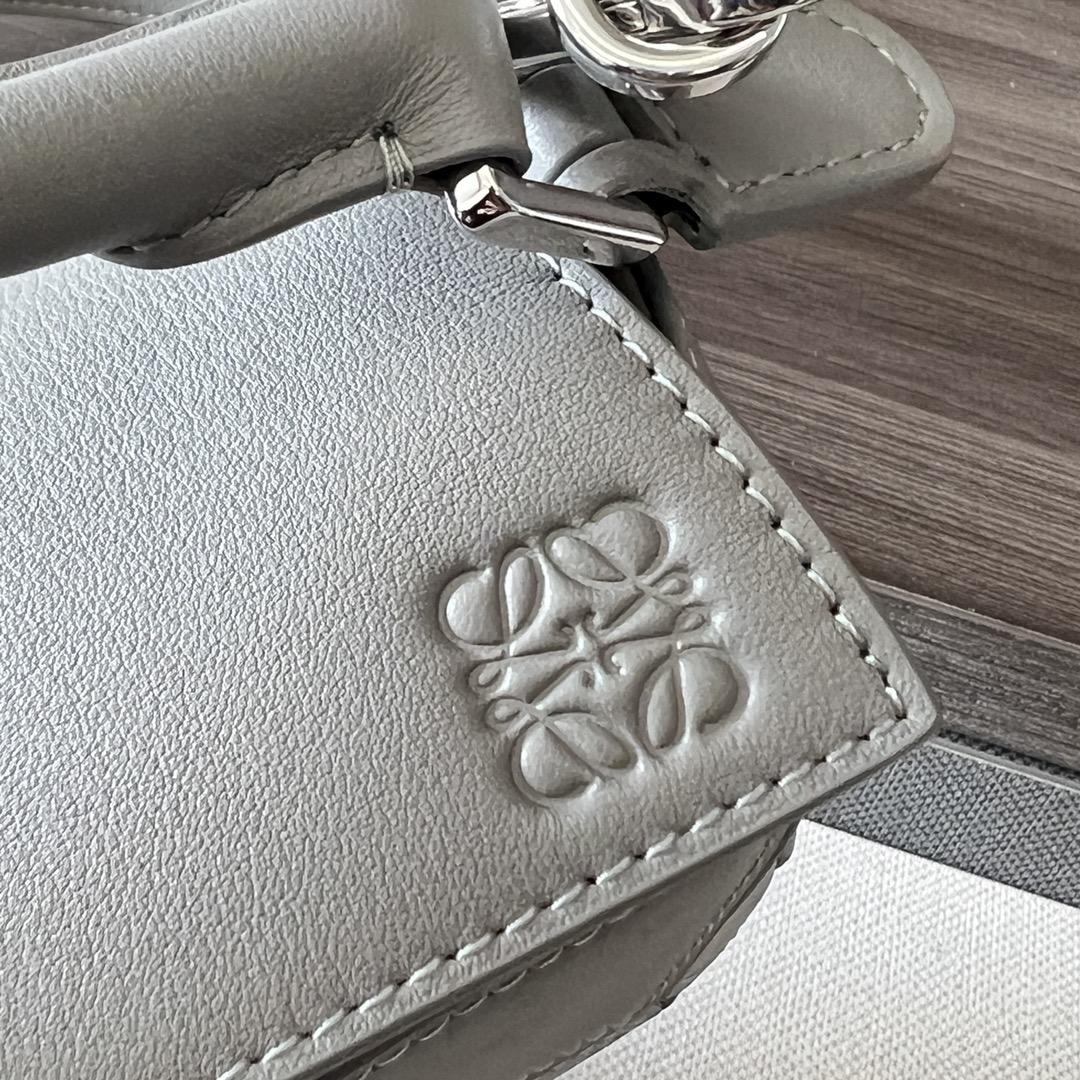 Loewe Mini Puzzle Bag In Classic Calfskin - DopestKickz