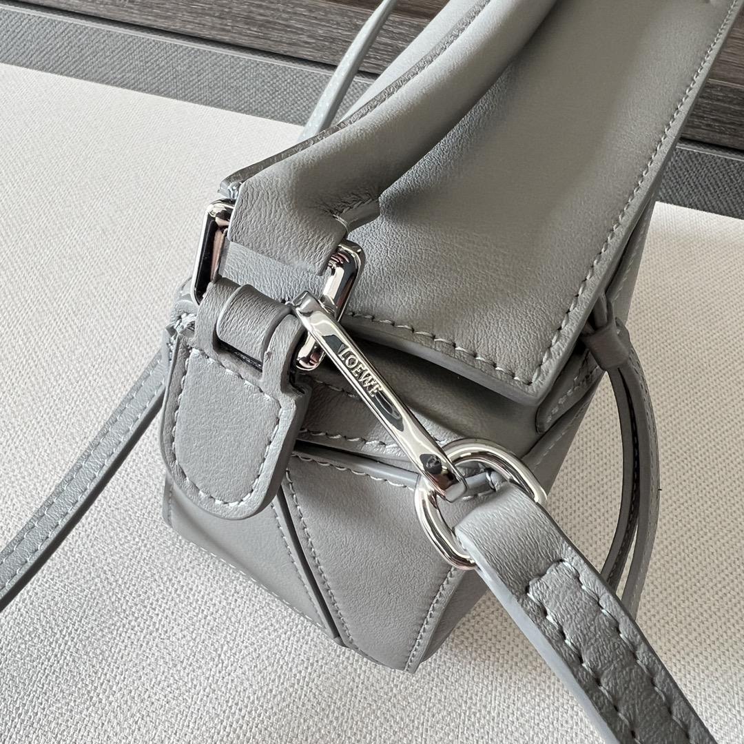 Loewe Mini Puzzle Bag In Classic Calfskin - DopestKickz