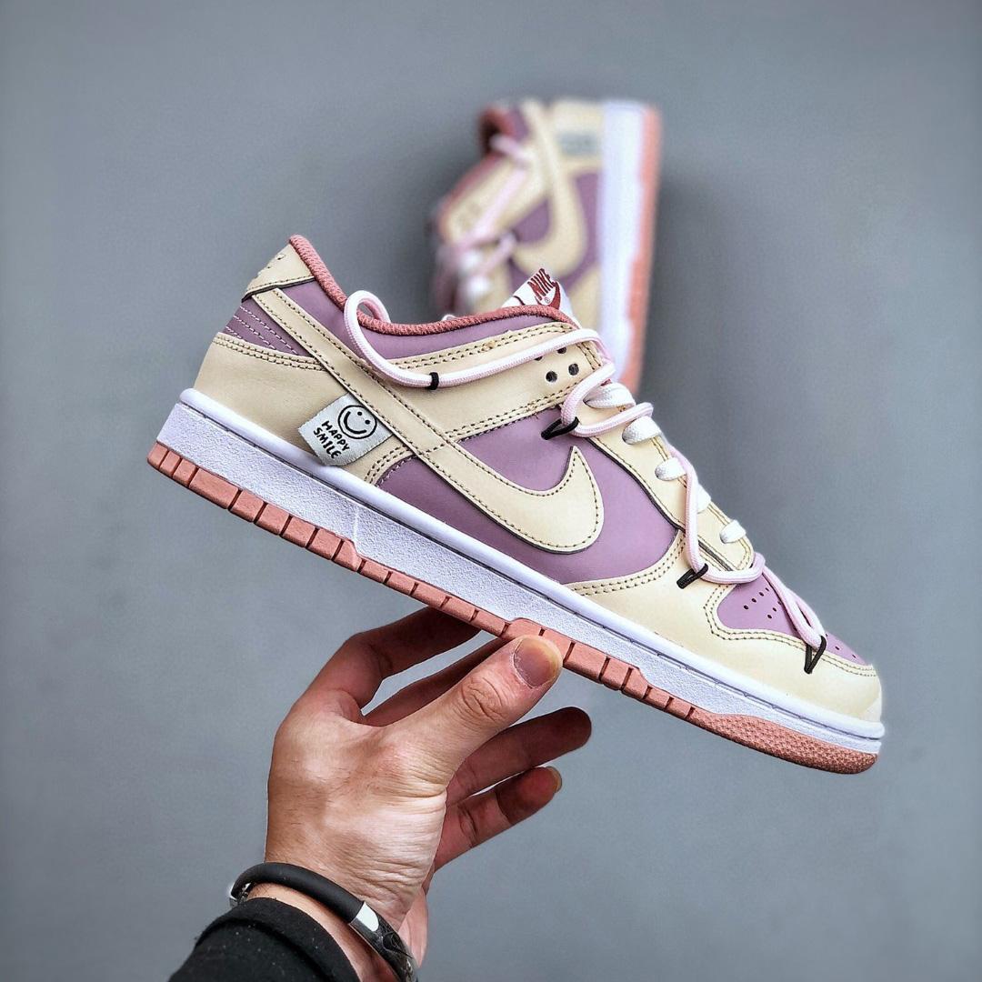 Nike Nike SB Dunk Low Sneaker    DD1503-112 - DopestKickz