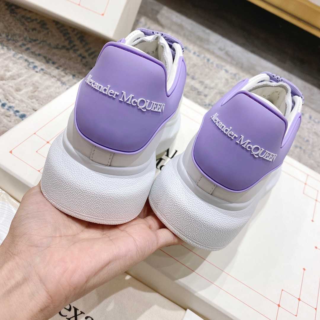 Alexander Mqueen Oversized Sneaker In White - DopestKickz