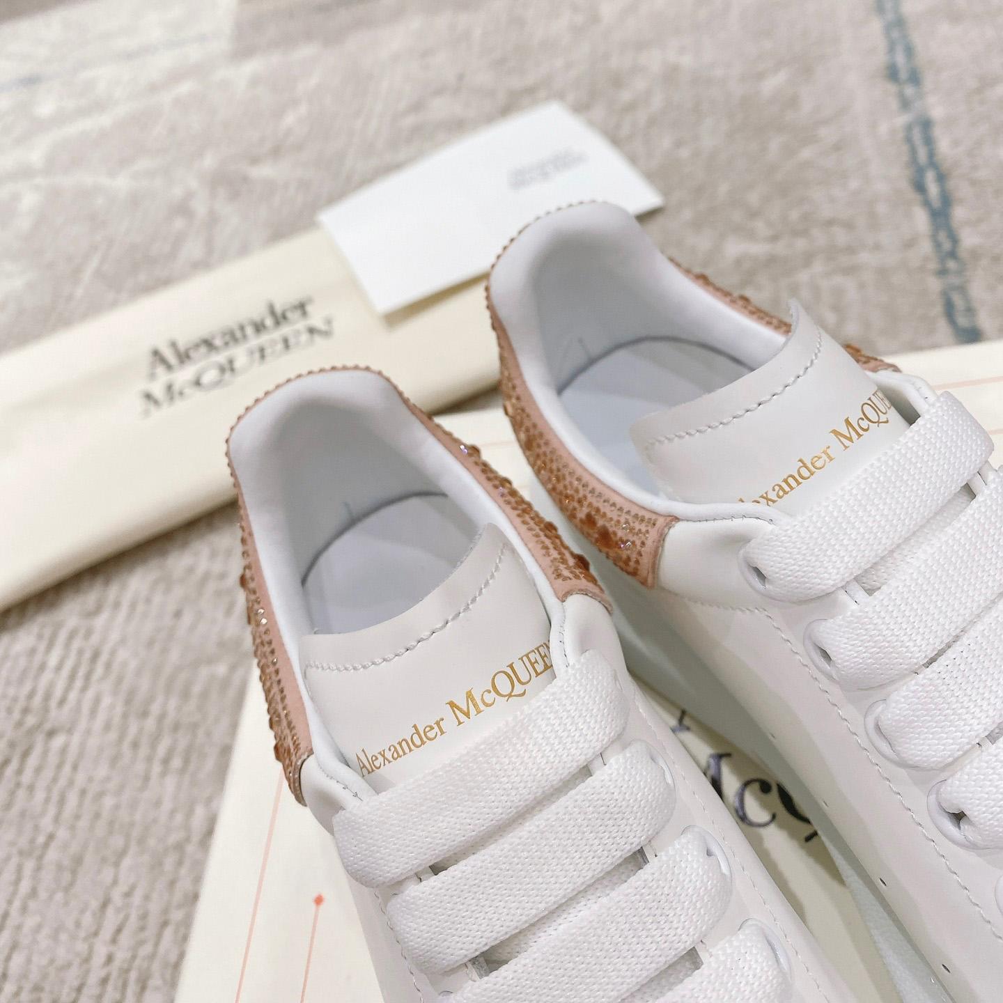 Alexander Mqueen Oversized Sneaker In White - DopestKickz