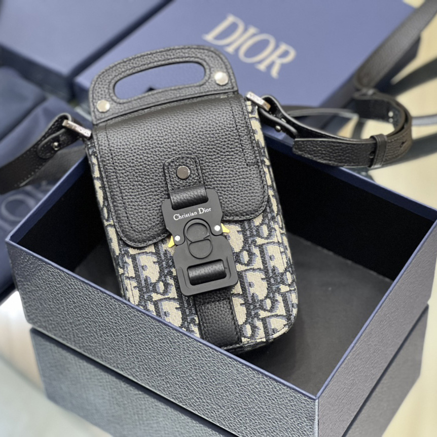 Dior Saddle Vertical Pouch With Strap  - DopestKickz