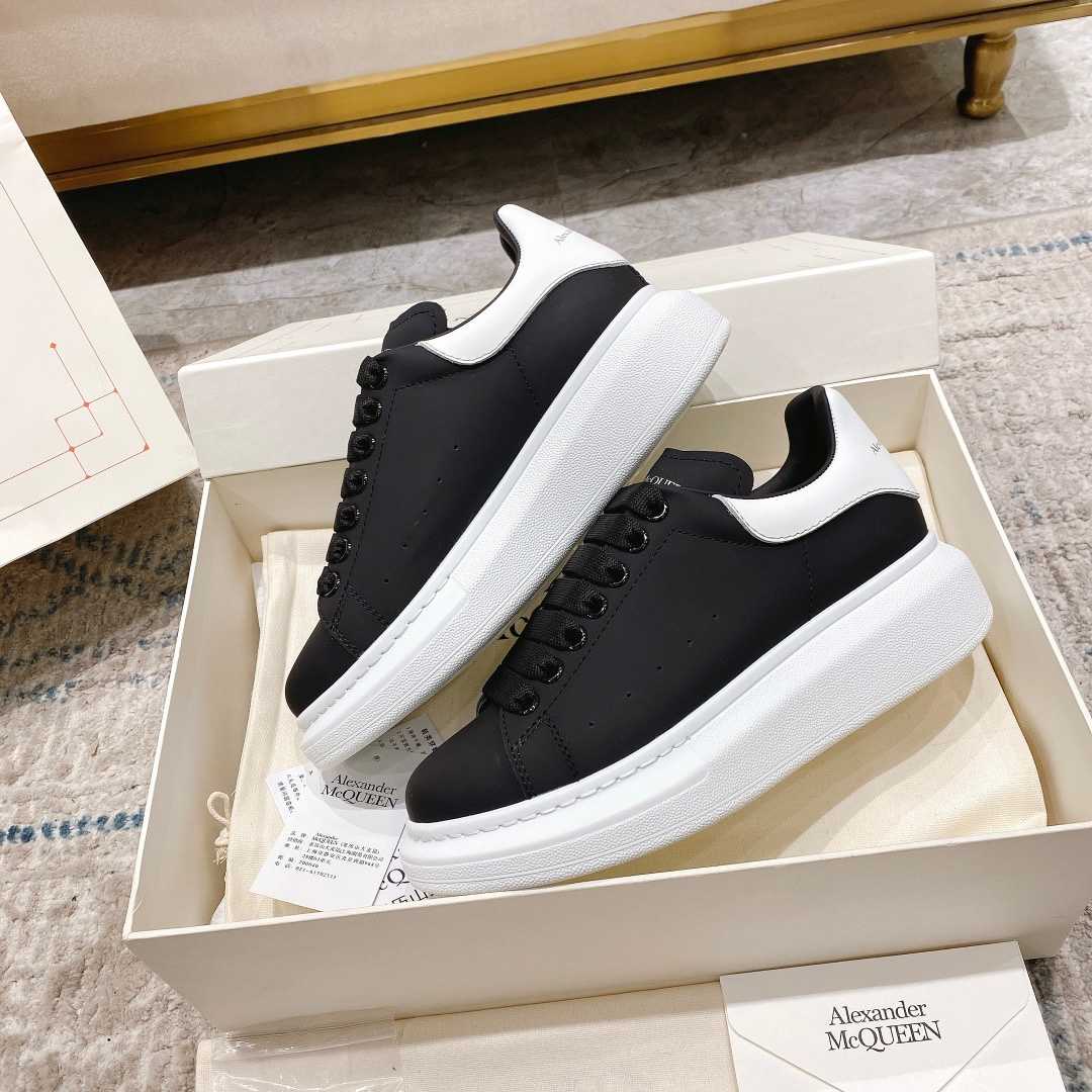 Alexander Mqueen Oversized Sneaker in Black - DopestKickz