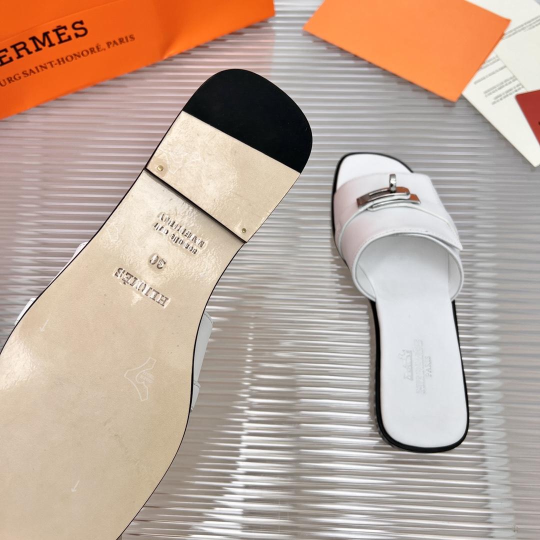 Hermes Giulia Sandal - DopestKickz