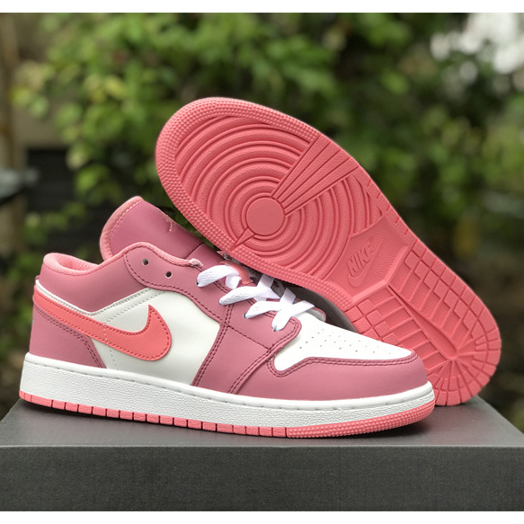 Air Jordan 1 Low Sneaker     553560-616 - DopestKickz