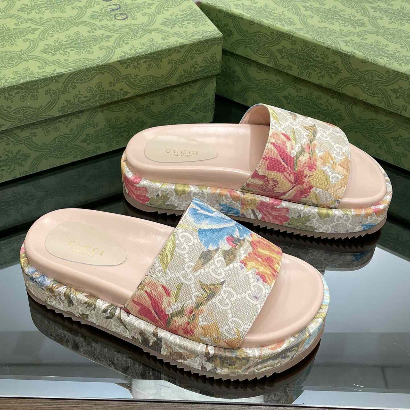 Gucci Women's GG Flora Slide Sandal - DopestKickz