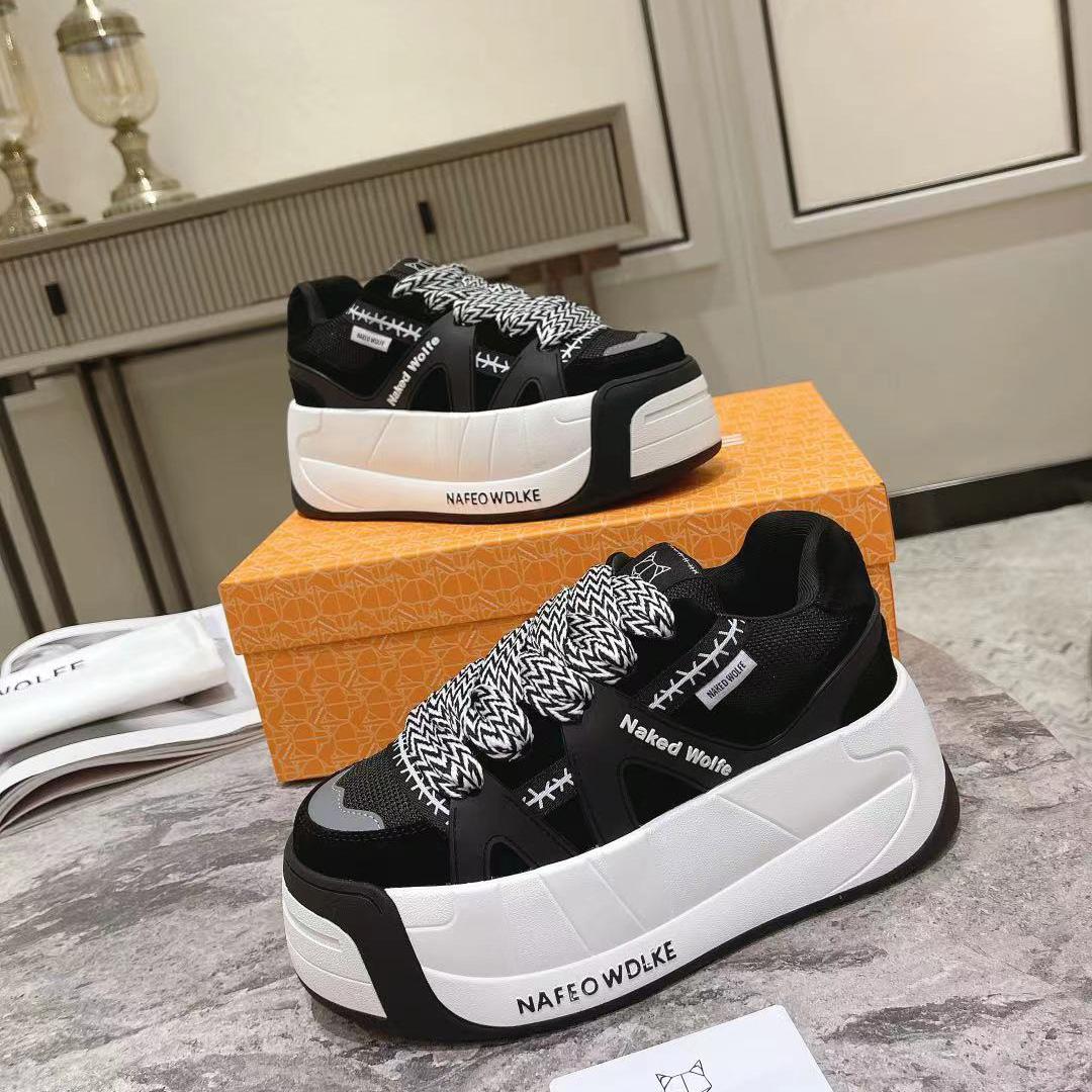 Naked Wolfe Slider Black - DopestKickz