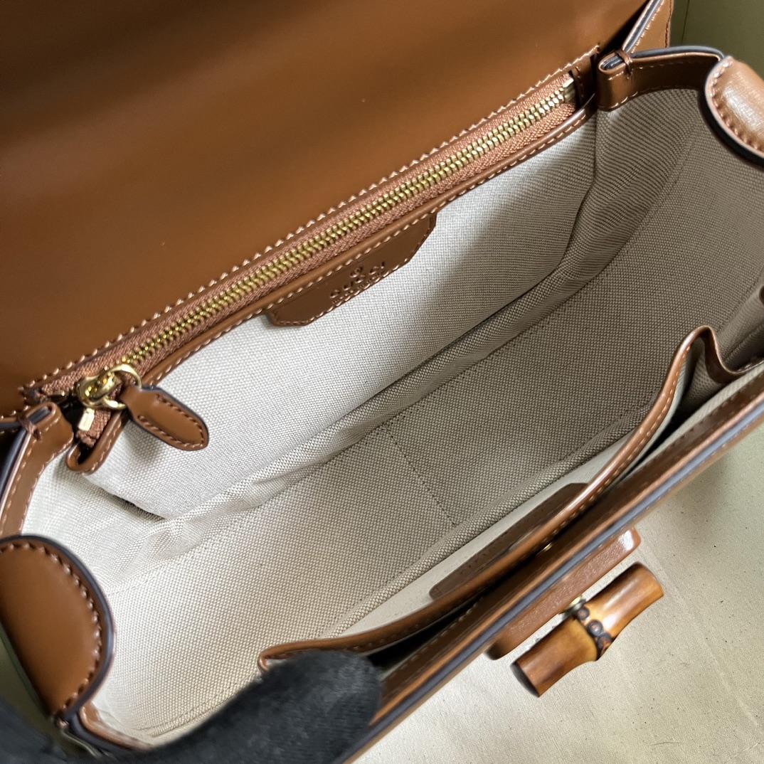 Gucci Bamboo 1947 Medium Top Handle Bag(26-17-9cm) - DopestKickz