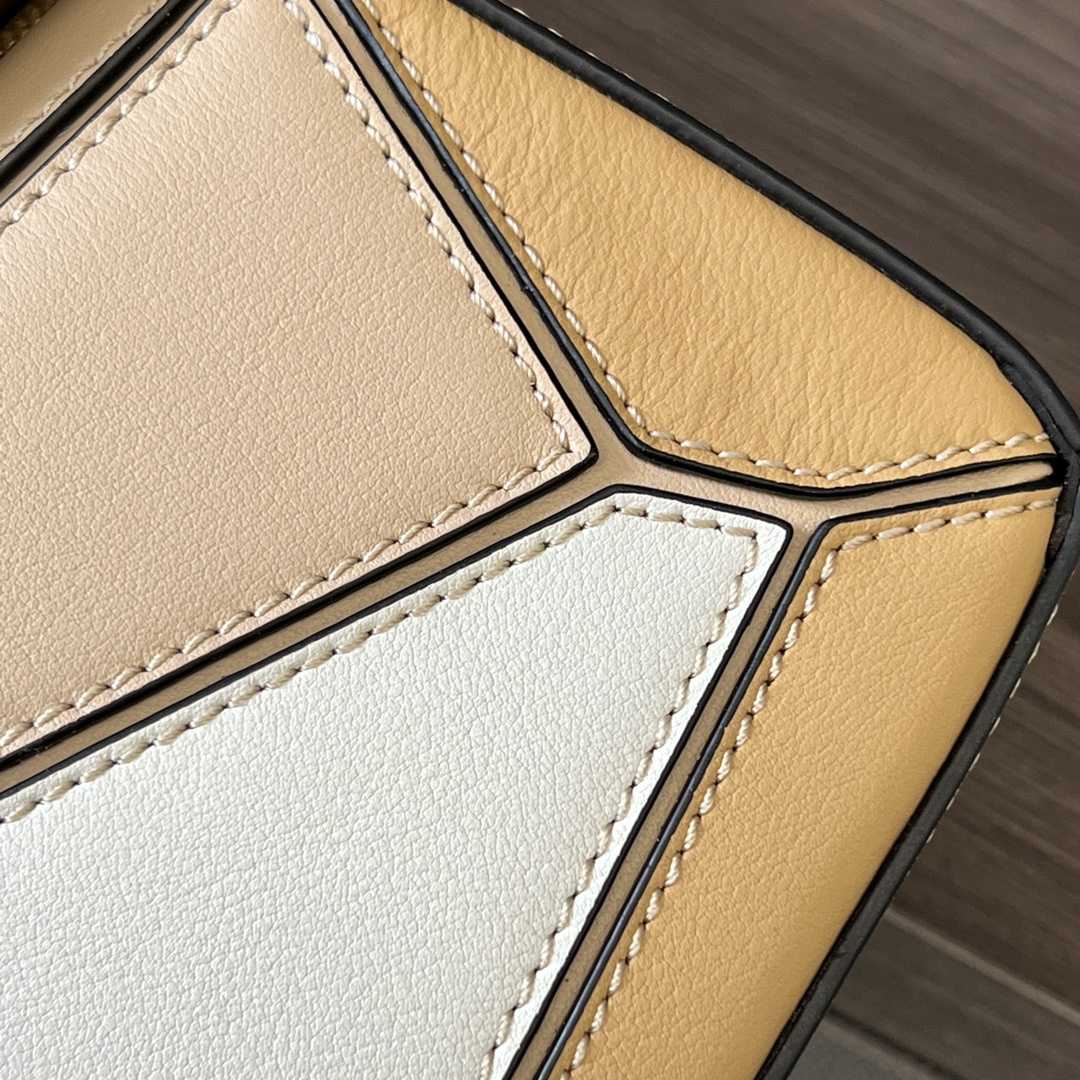 Loewe Mini Puzzle Bag In Classic Calfskin - DopestKickz