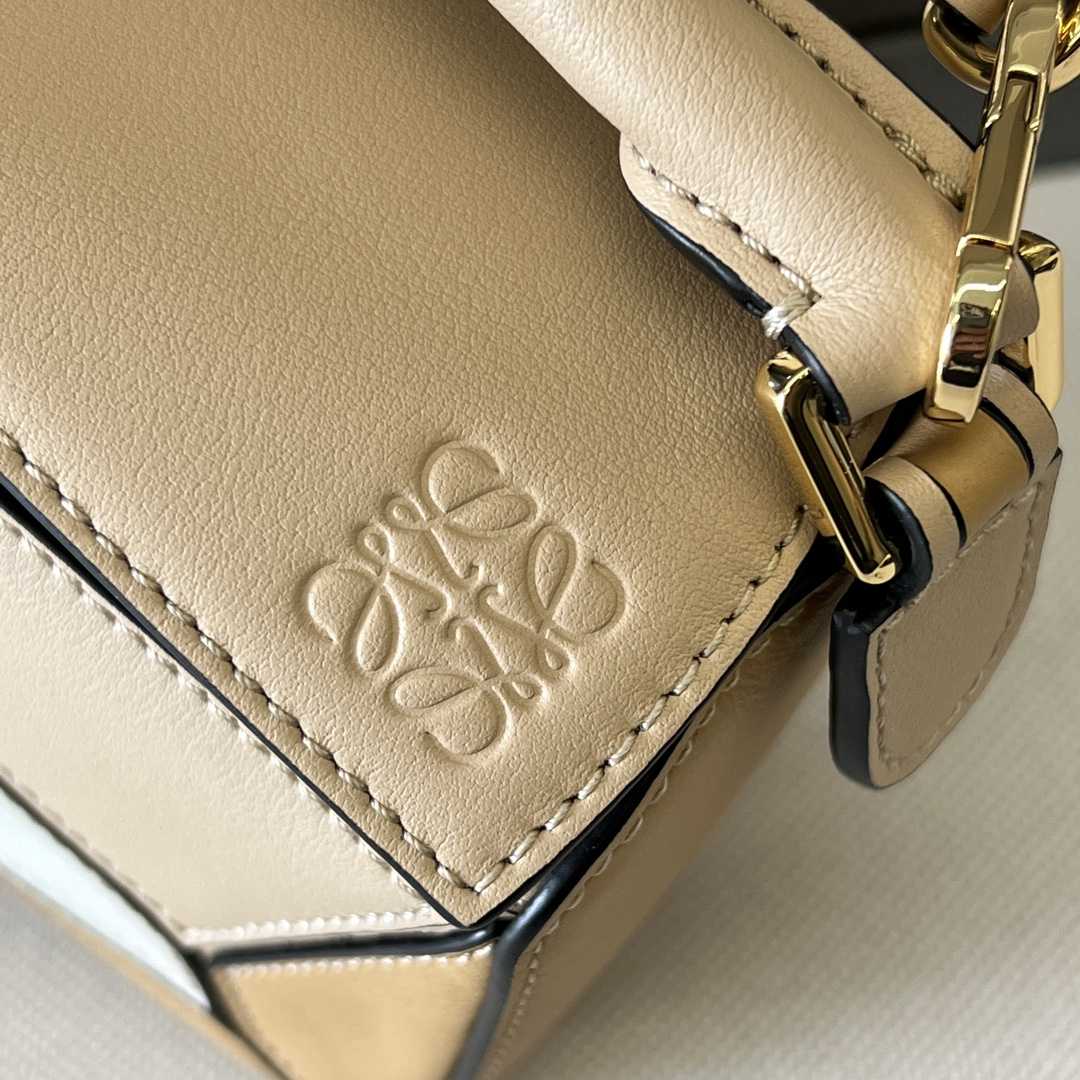 Loewe Mini Puzzle Bag In Classic Calfskin - DopestKickz