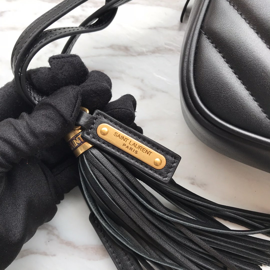 Saint Laurent Lou Matelassé Leather Camera Bag(23x16x6cm) - DopestKickz