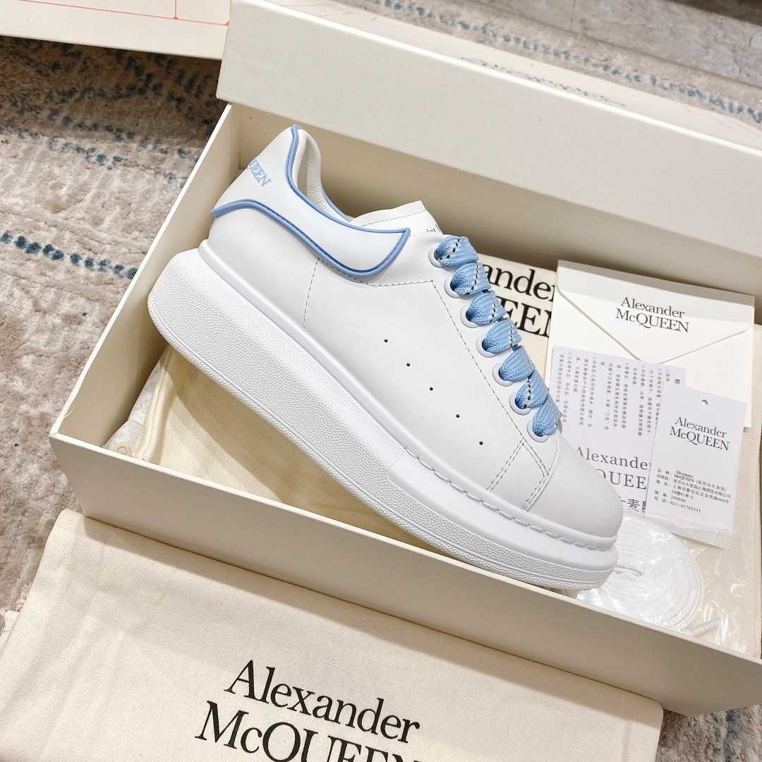 Alexander Mqueen Oversized Sneaker In White - DopestKickz
