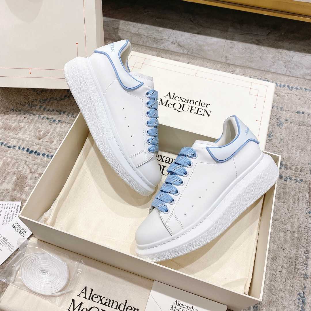 Alexander Mqueen Oversized Sneaker In White - DopestKickz