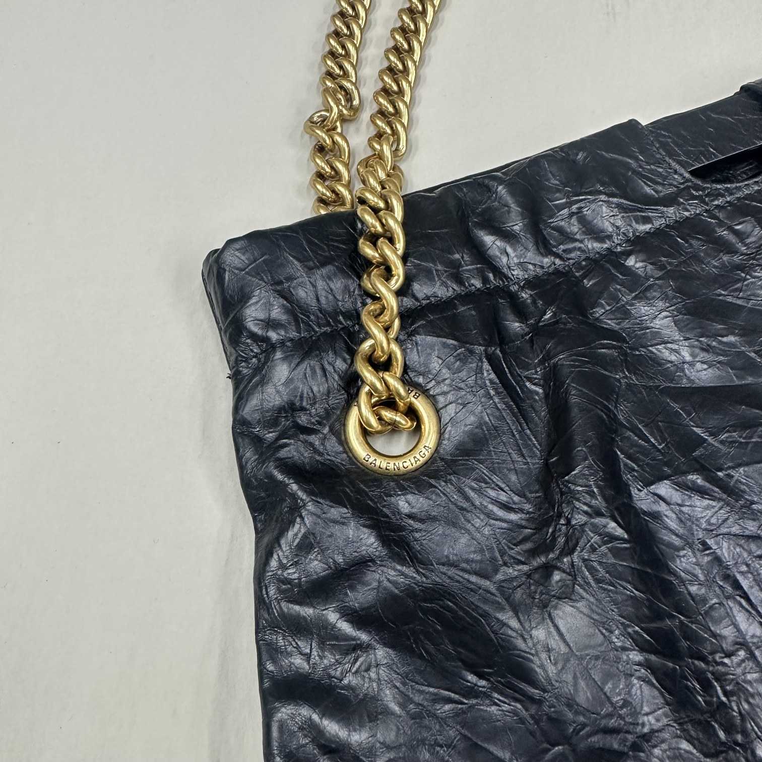 Balenciaga Women's Crush Medium Tote Bag In Black(39-46-14cm) - DopestKickz