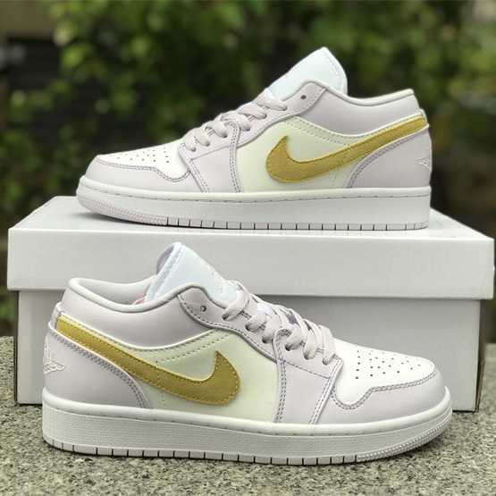 Air Jordan 1 Low Sneaker    DC0774-501  - DopestKickz