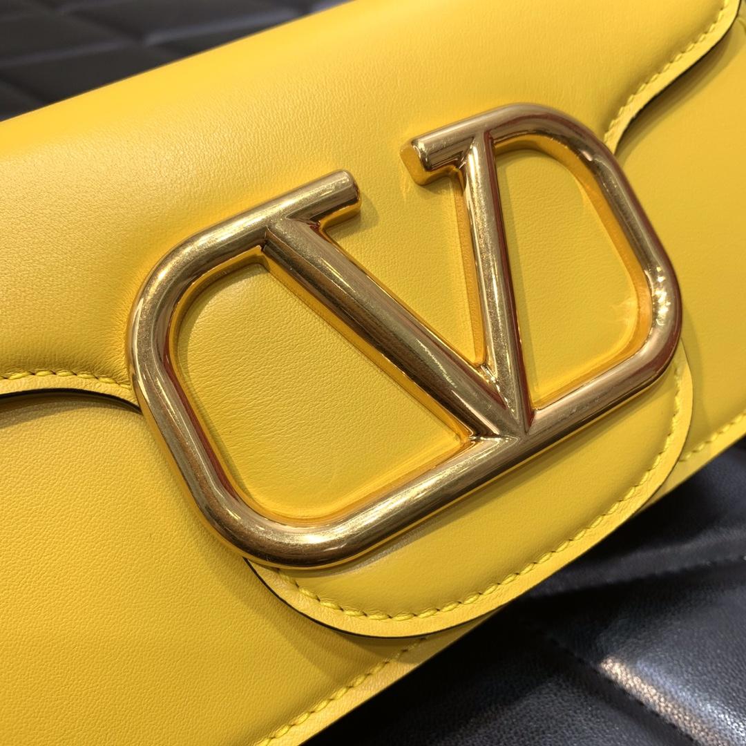 Valenti Locò Small Shoulder Bag In Calfskin - DopestKickz