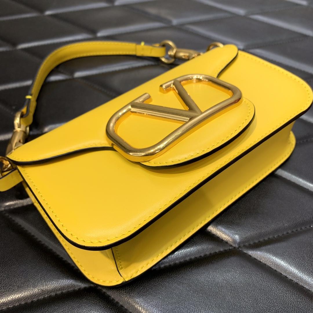 Valenti Locò Small Shoulder Bag In Calfskin - DopestKickz