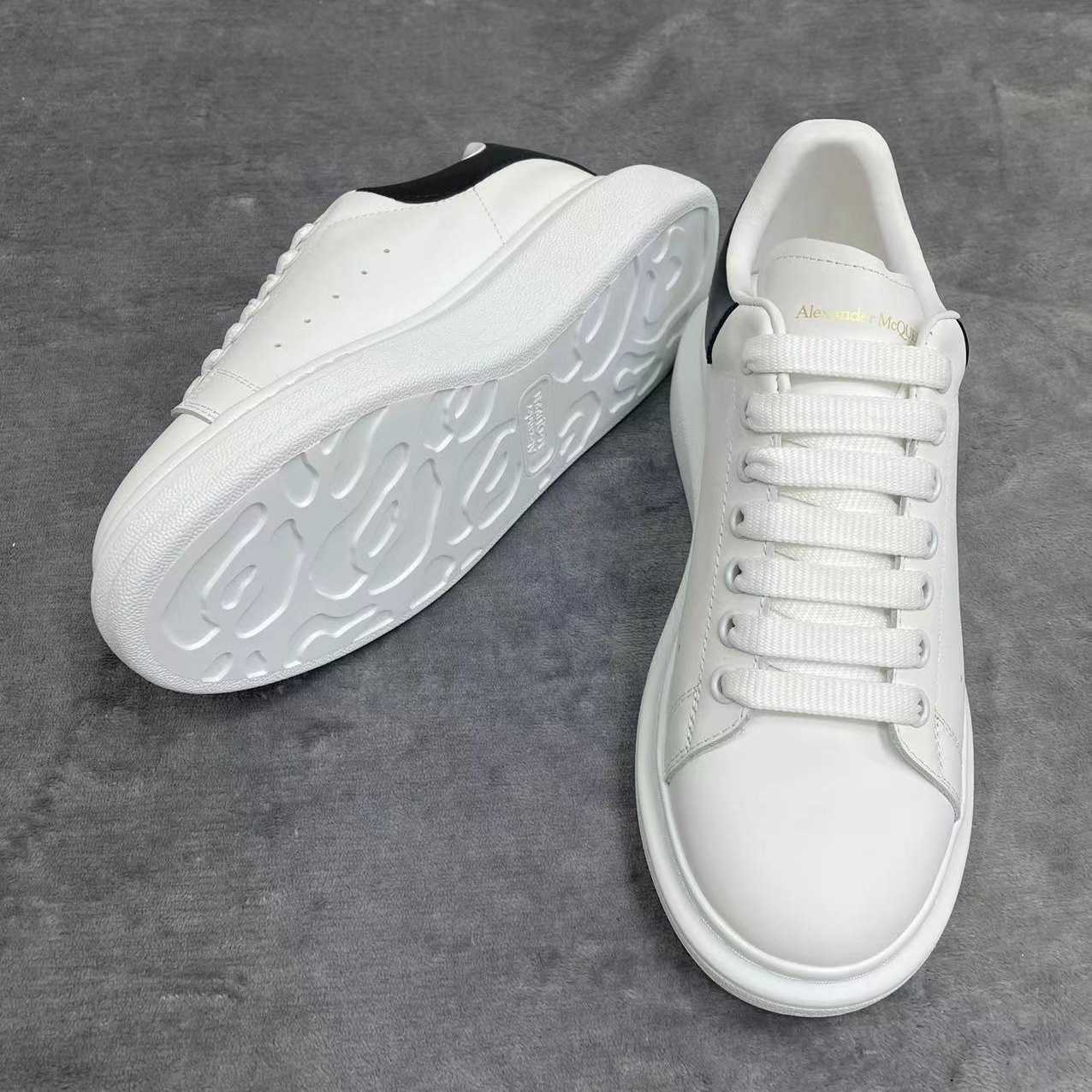Alexander Mqueen Oversized Sneaker In White - DopestKickz