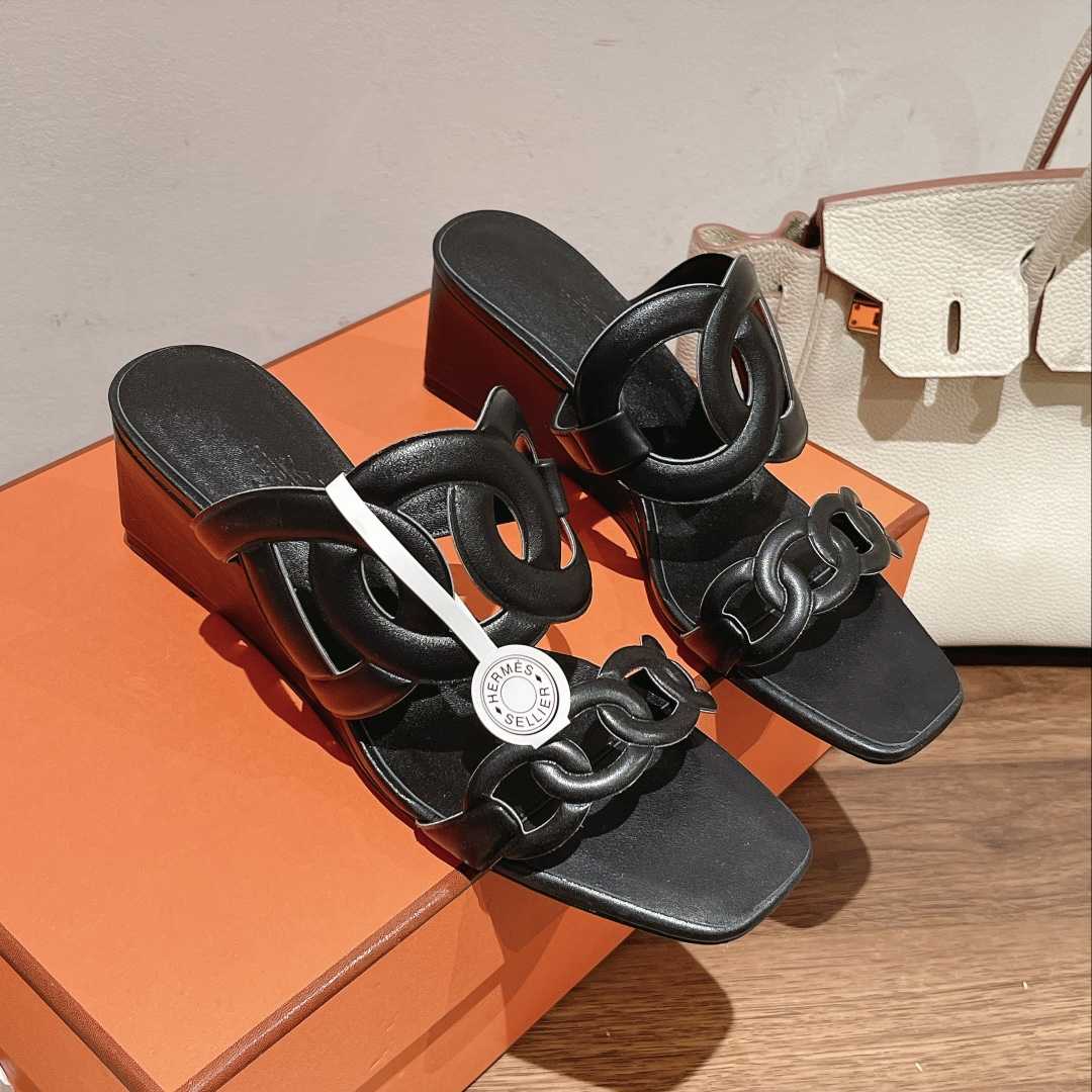 Hermes Figari 55 Sandal - DopestKickz