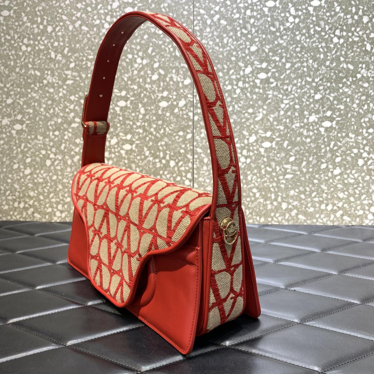 Valenti  Le Grand Deuxième Toile Iconographe Shoulder Bag - DopestKickz