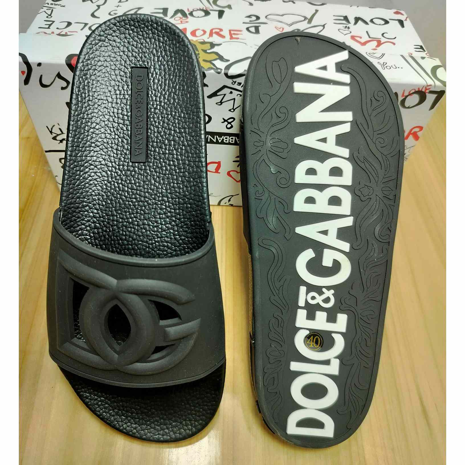 Dolce & Gabbana Rubber Beachwear Slides With DG Millennials Logo - DopestKickz