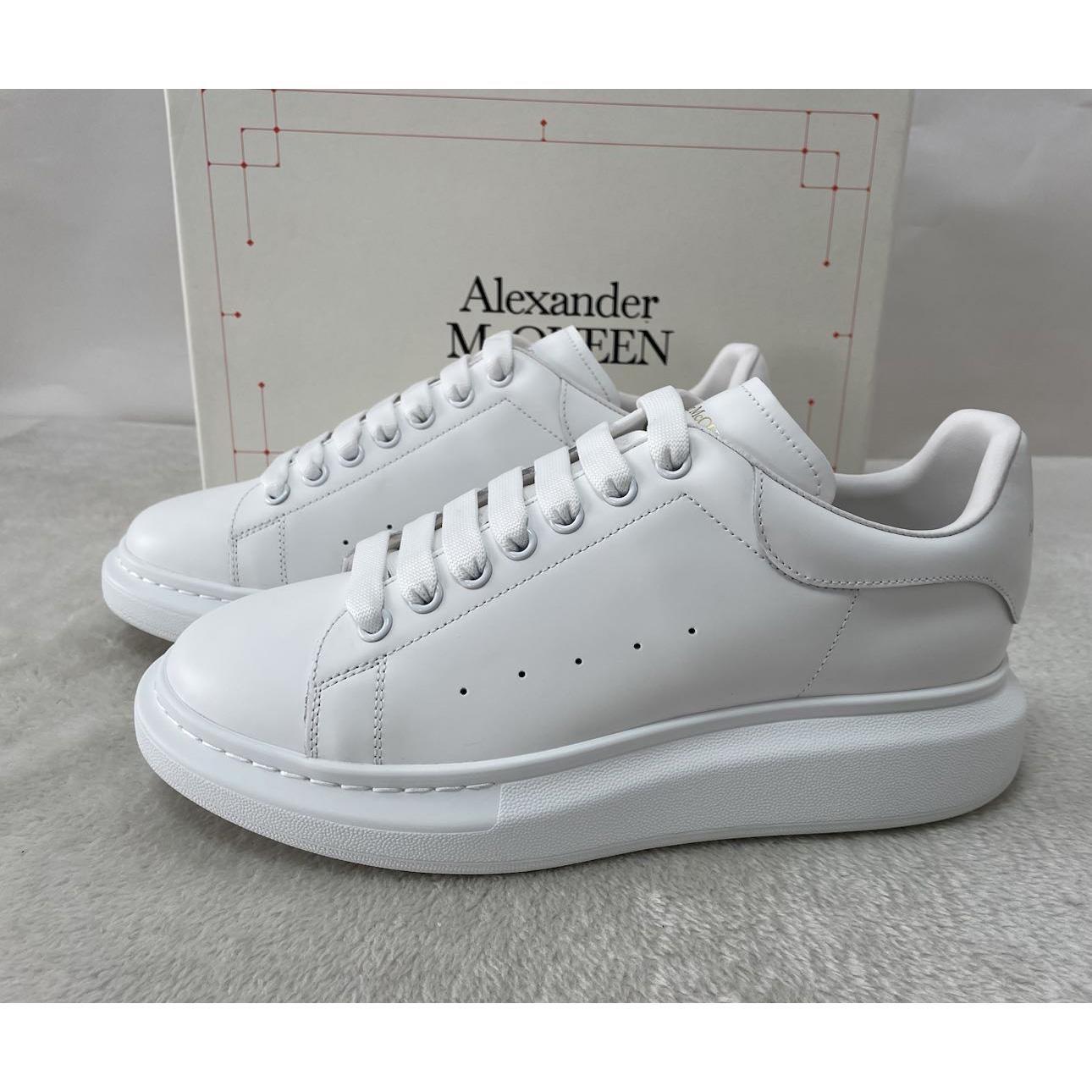 Alexander Mqueen Oversized Sneaker In White - DopestKickz