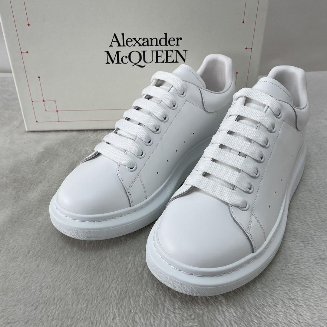 Alexander Mqueen Oversized Sneaker In White - DopestKickz