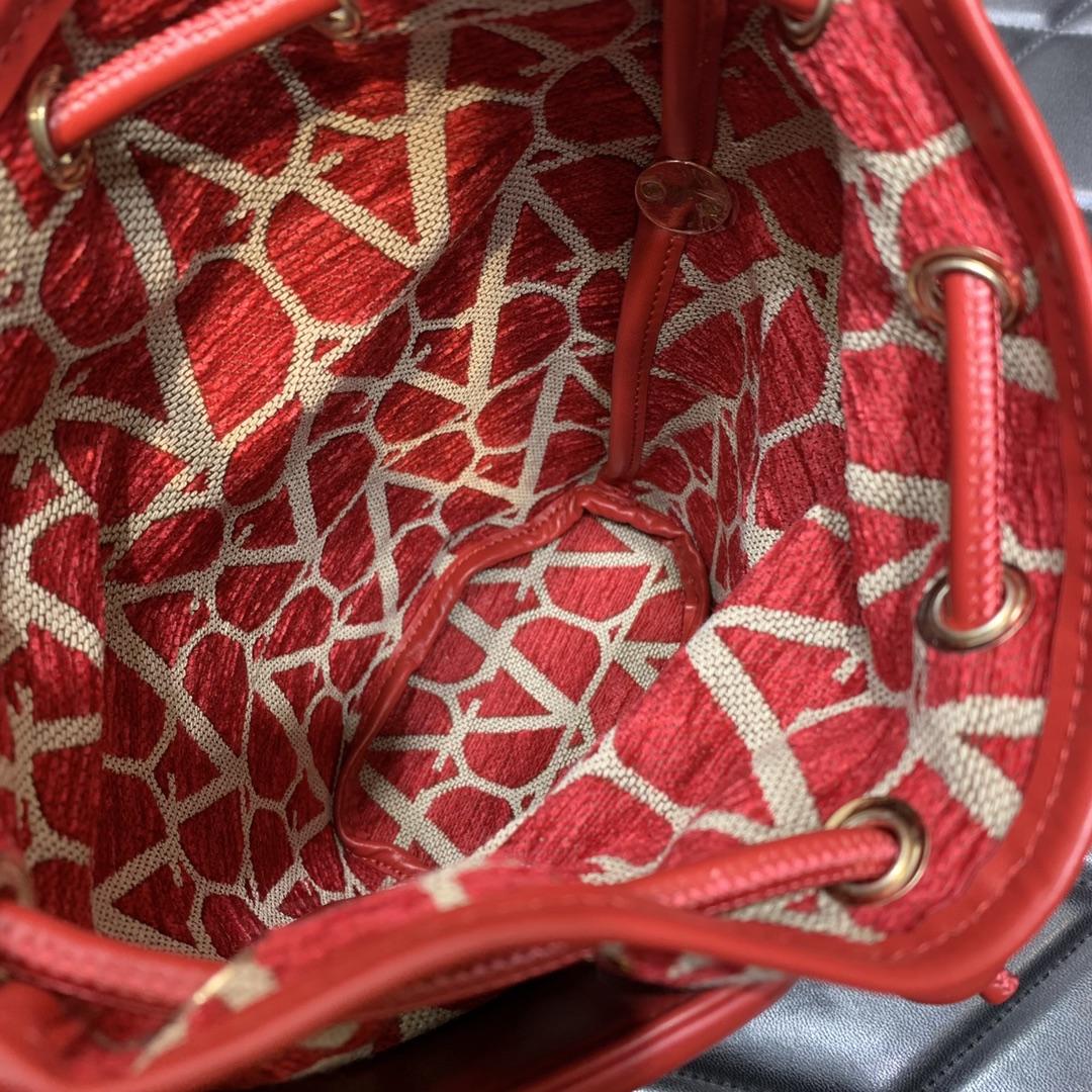 Valenti Le Cinquième Toile Iconographe Bucket Bag - DopestKickz