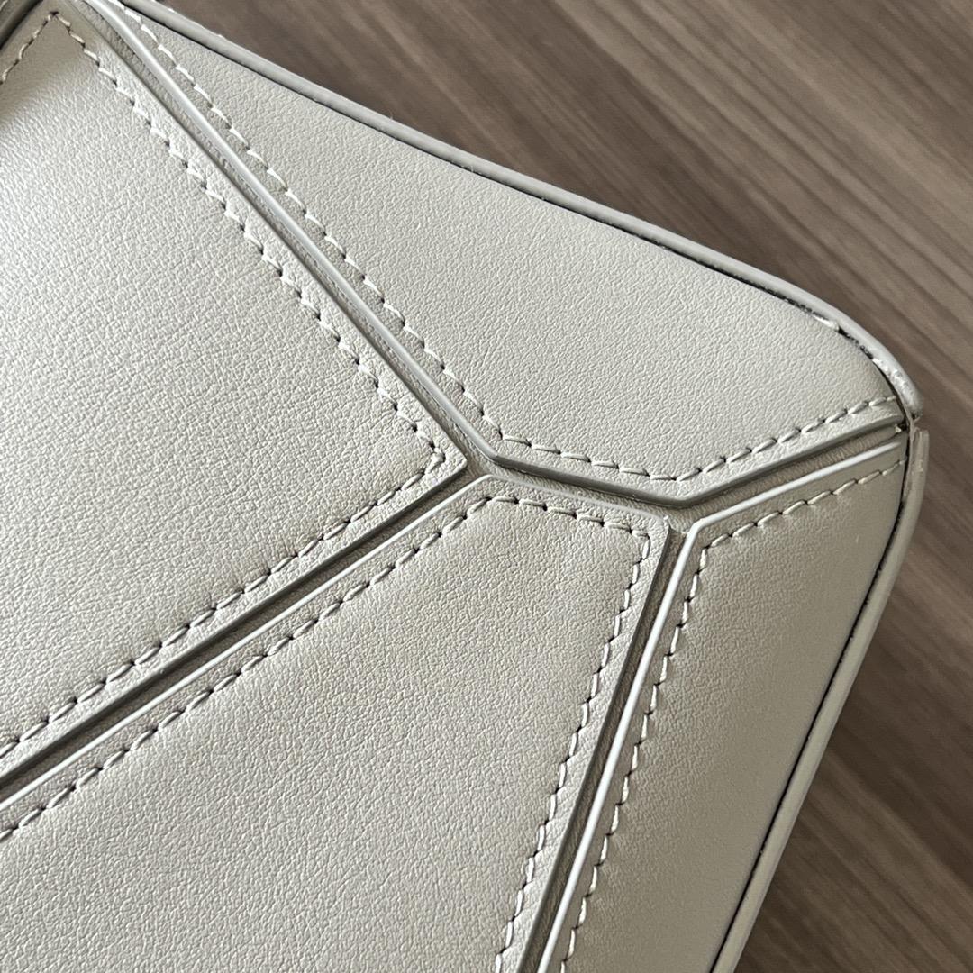 Loewe Small Puzzle Bag In Classic Calfskin - DopestKickz