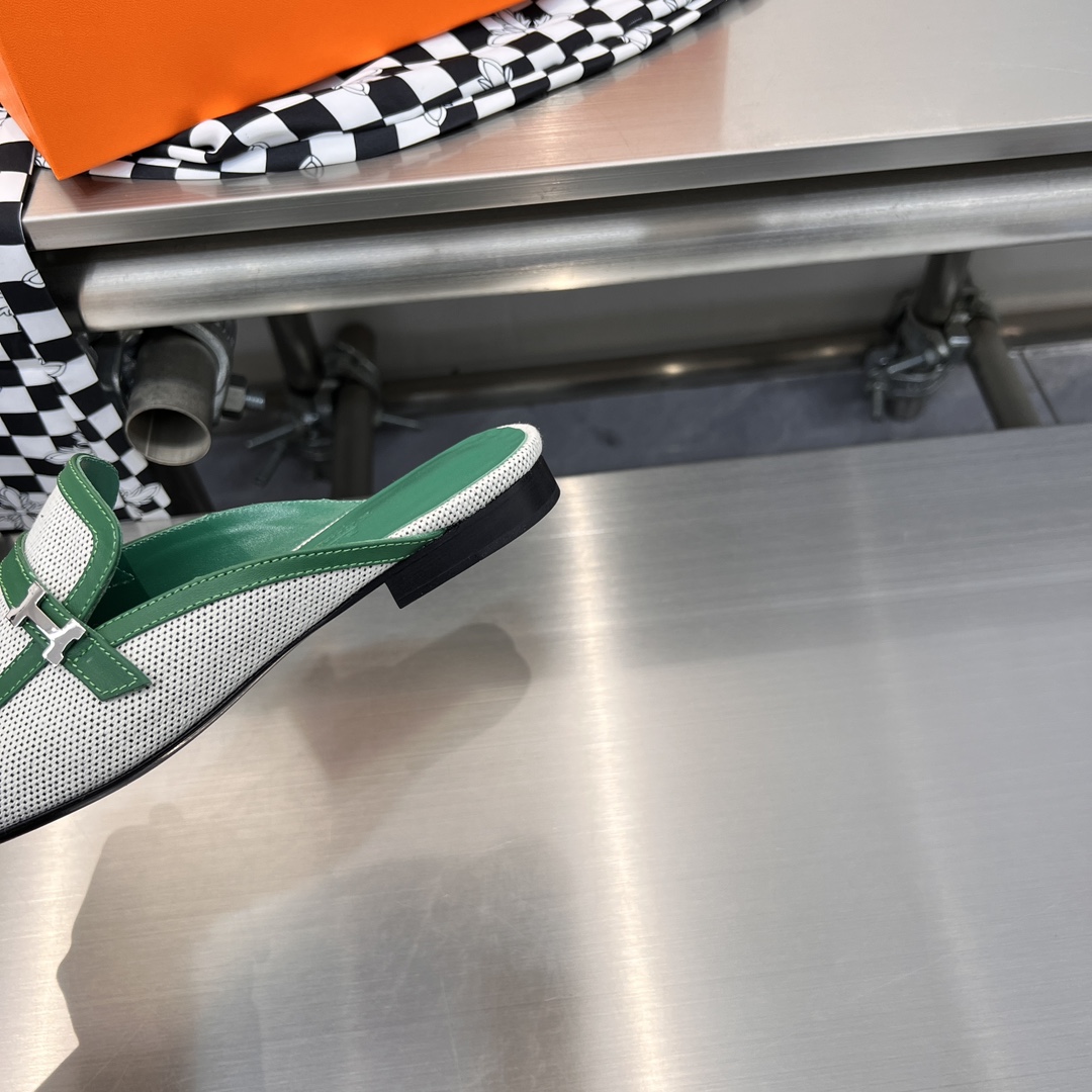 Hermes Groupie Mule - DopestKickz