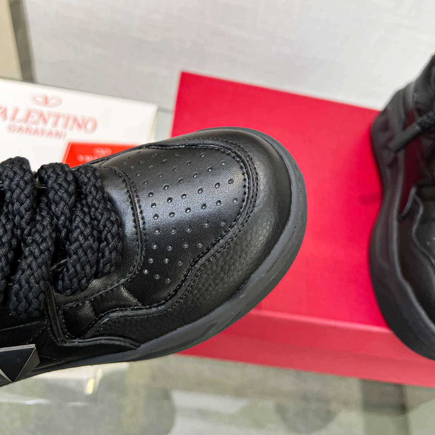 Valenti One Stud XL Nappa Leather Low-Top Sneaker - DopestKickz