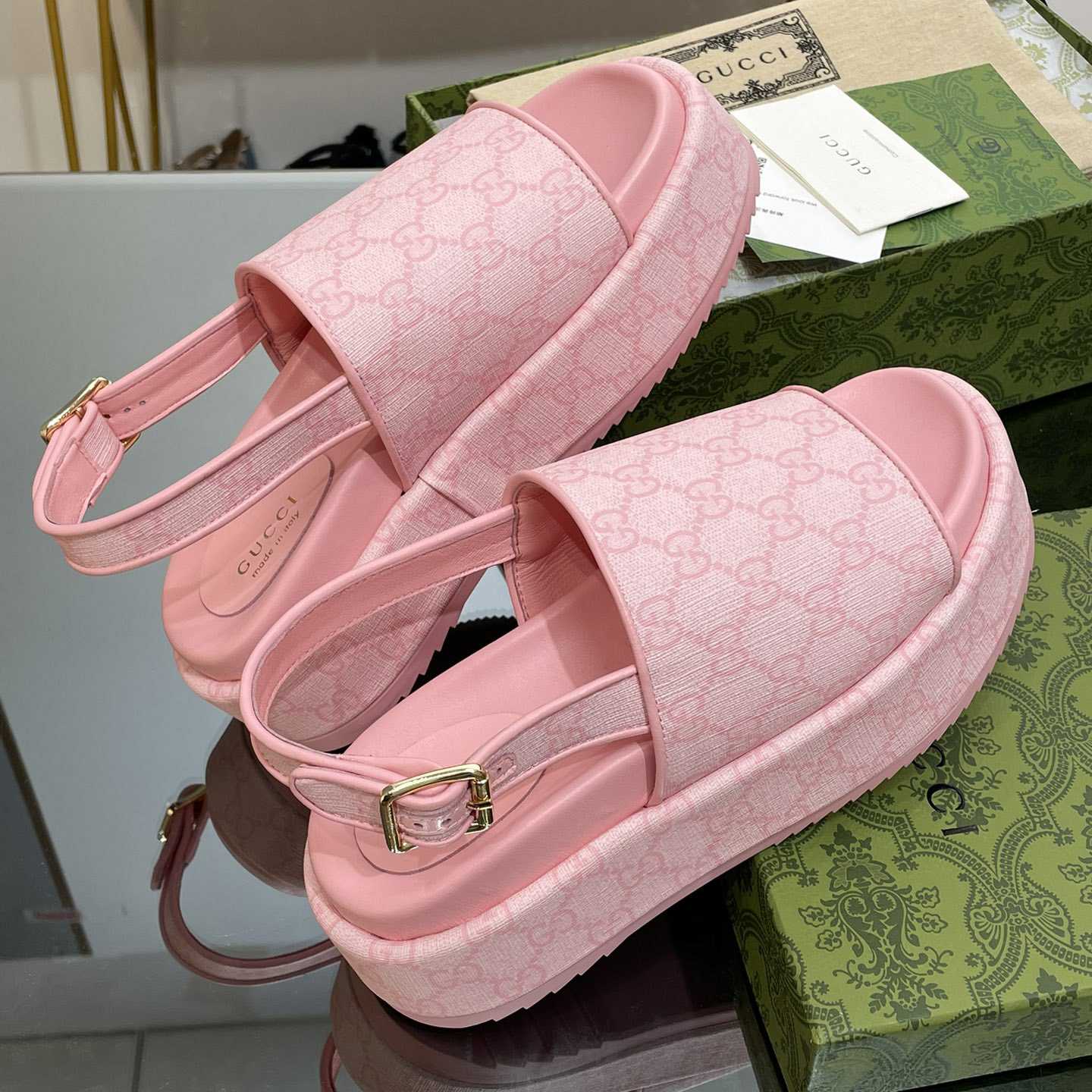 Gucci Women's Platform GG Sandal - DopestKickz