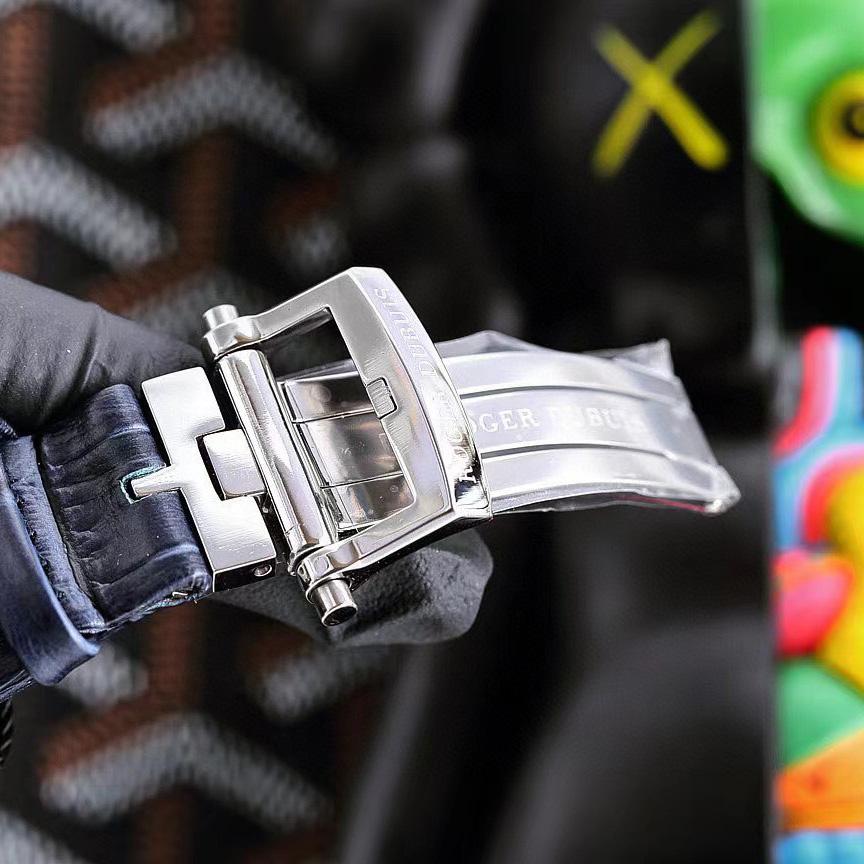 Roger Dubuis Excalibur  45mm - DopestKickz