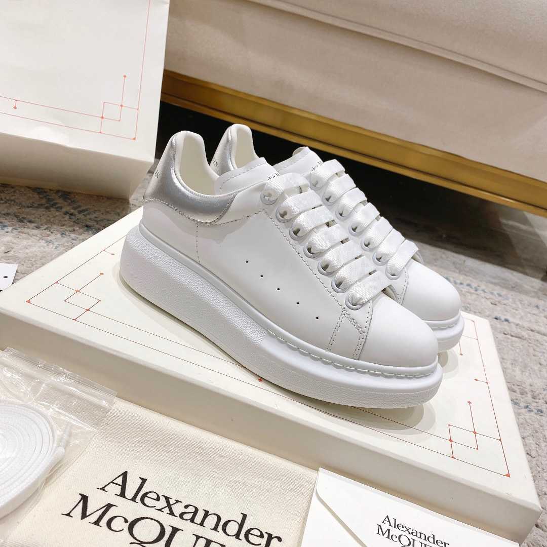 Alexander Mqueen Oversized Sneaker In White - DopestKickz