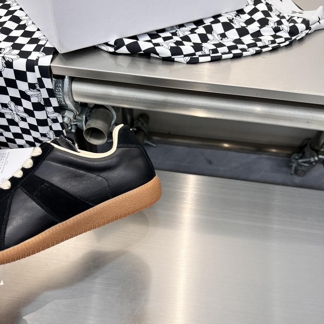 Maison Margiela Replica Sneakers - DopestKickz