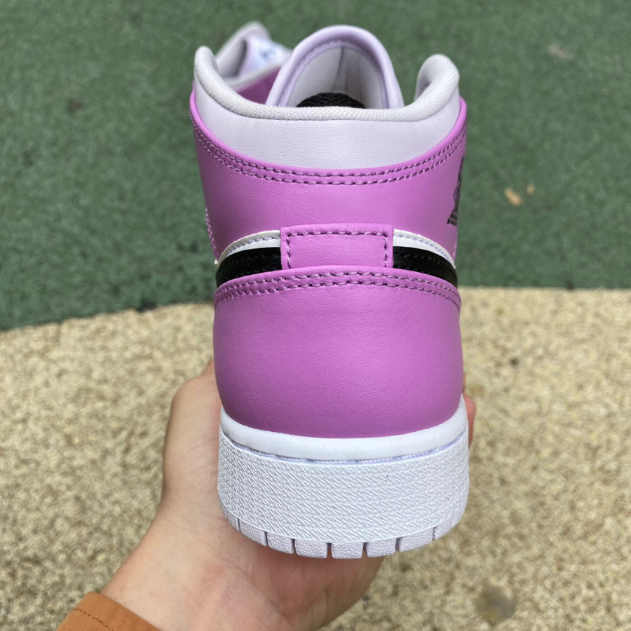 Air Jordan 1 Mid AJ1 GS Sneakers    DQ8423-501 - DopestKickz