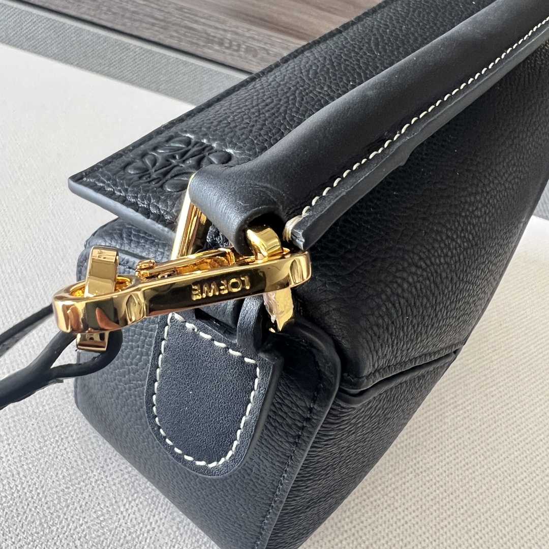 Loewe Mini Puzzle Bag In Classic Calfskin - DopestKickz