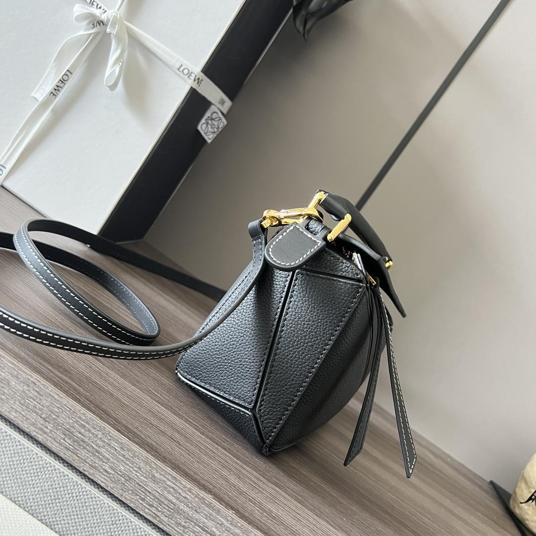 Loewe Mini Puzzle Bag In Classic Calfskin - DopestKickz