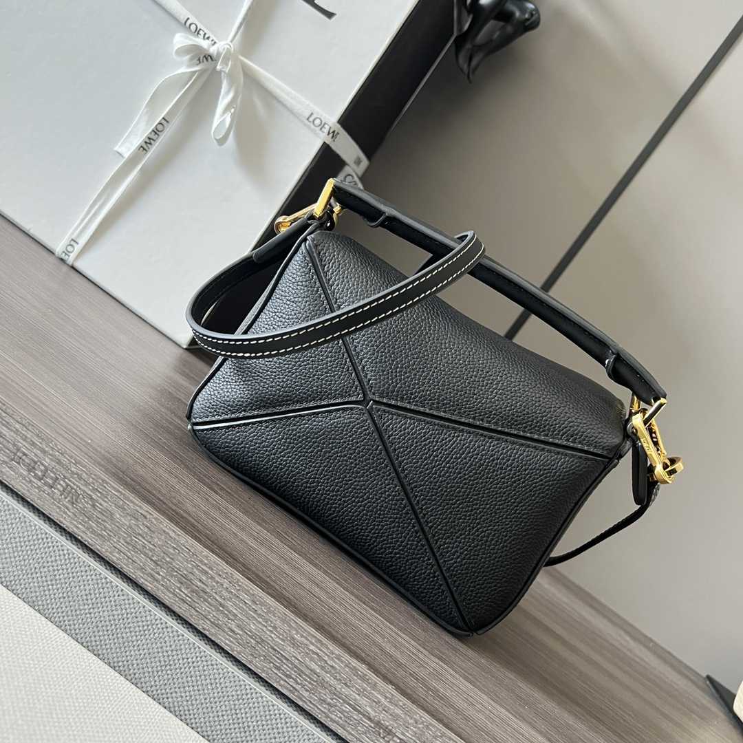 Loewe Mini Puzzle Bag In Classic Calfskin - DopestKickz