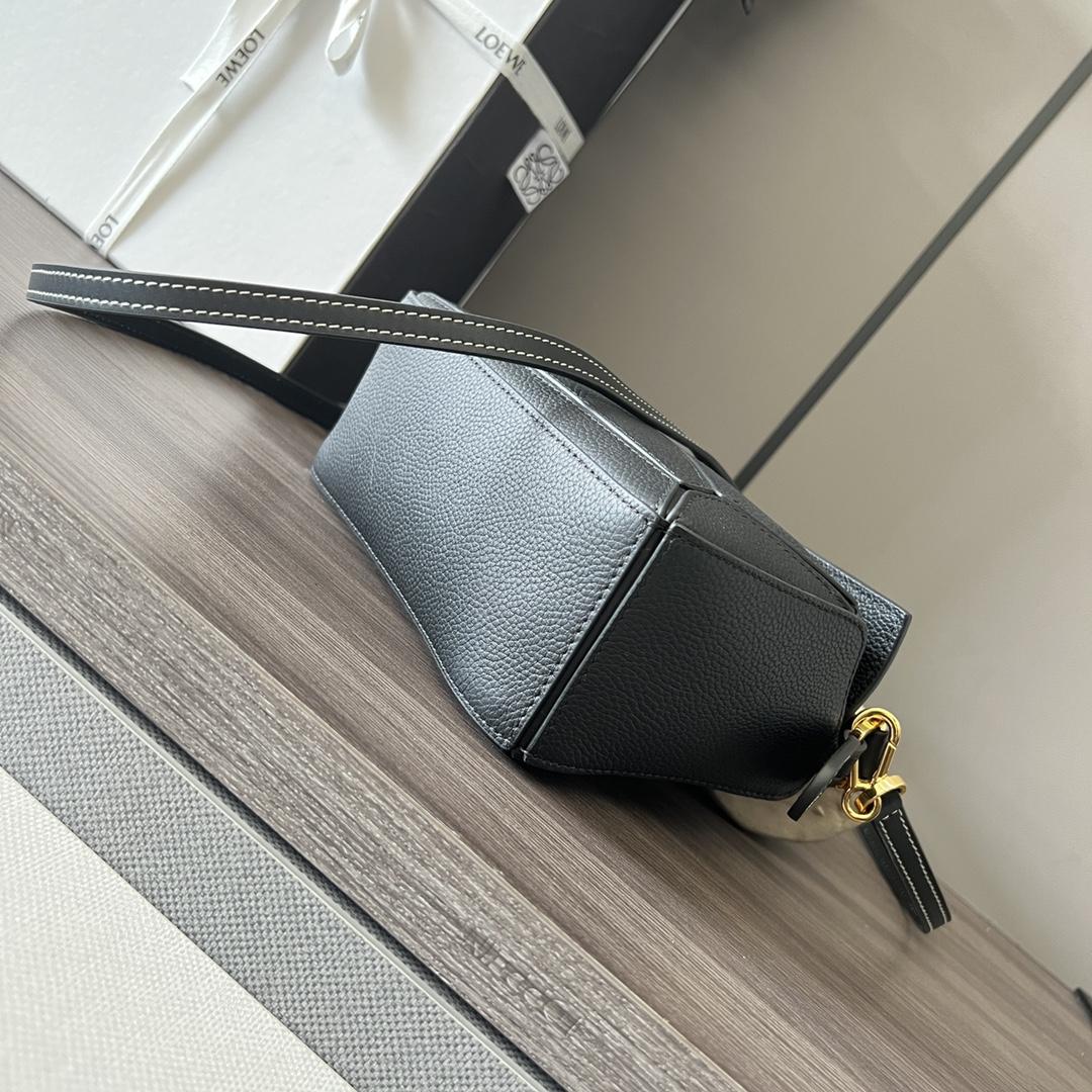 Loewe Mini Puzzle Bag In Classic Calfskin - DopestKickz