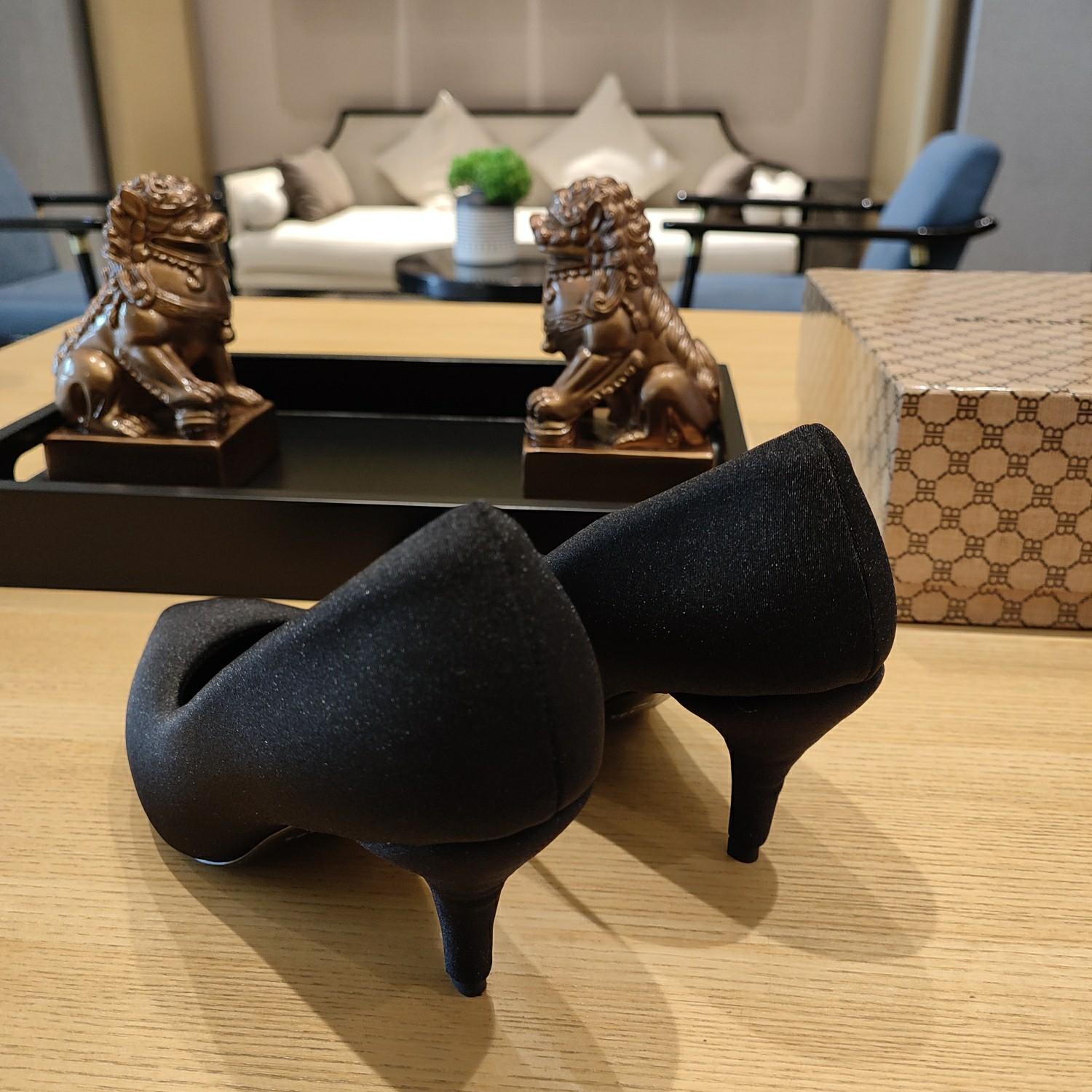 Balenciaga XL Pump 110mm In Black - DopestKickz