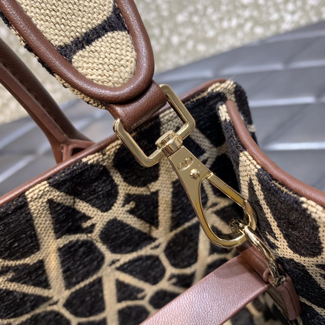 Valenti Le Quatrième Toile Iconographe Small Shopping Bag - DopestKickz