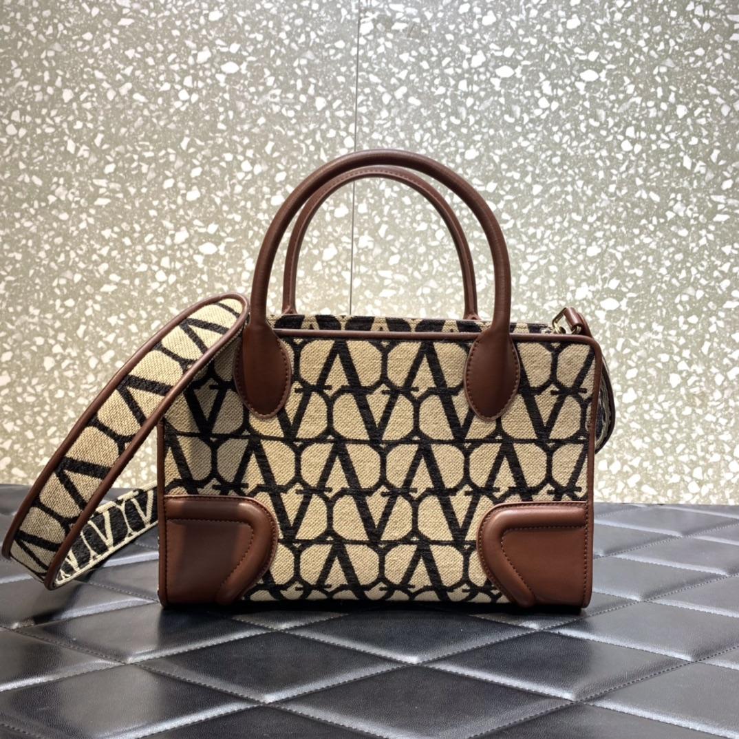 Valenti Le Quatrième Toile Iconographe Small Shopping Bag - DopestKickz