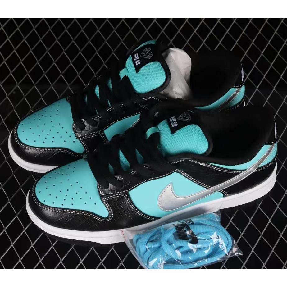 Nike Dunk SB Low Sneakers     304292-402 - DopestKickz