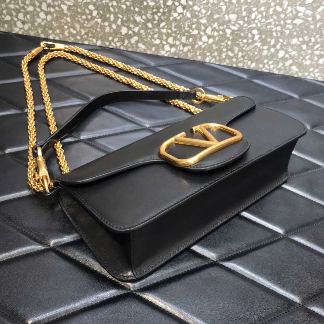 Valenti Locò Calfskin Shoulder Bag - DopestKickz