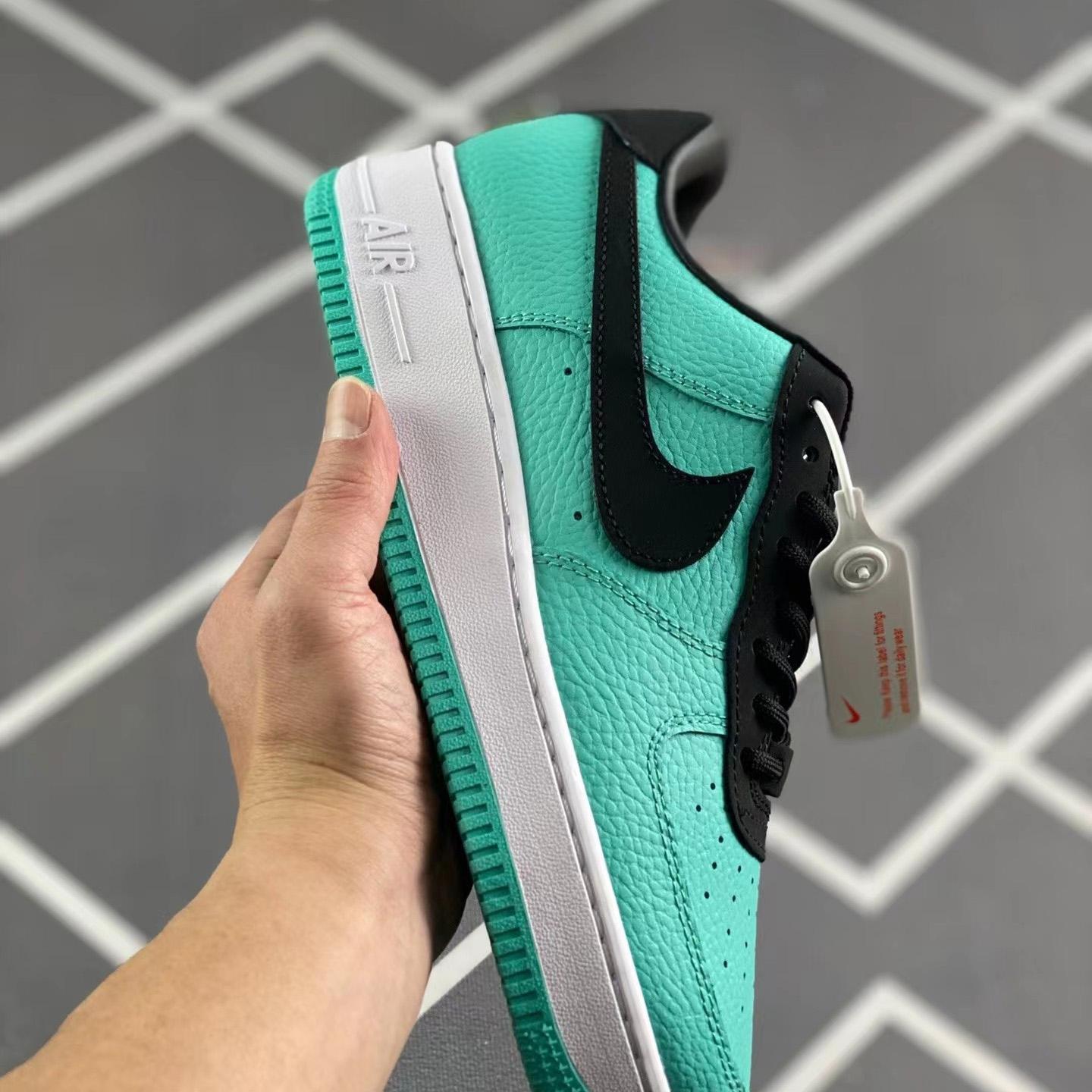 Nike Air Force 1 Low AF1 Sneaker          D58260302 - DopestKickz