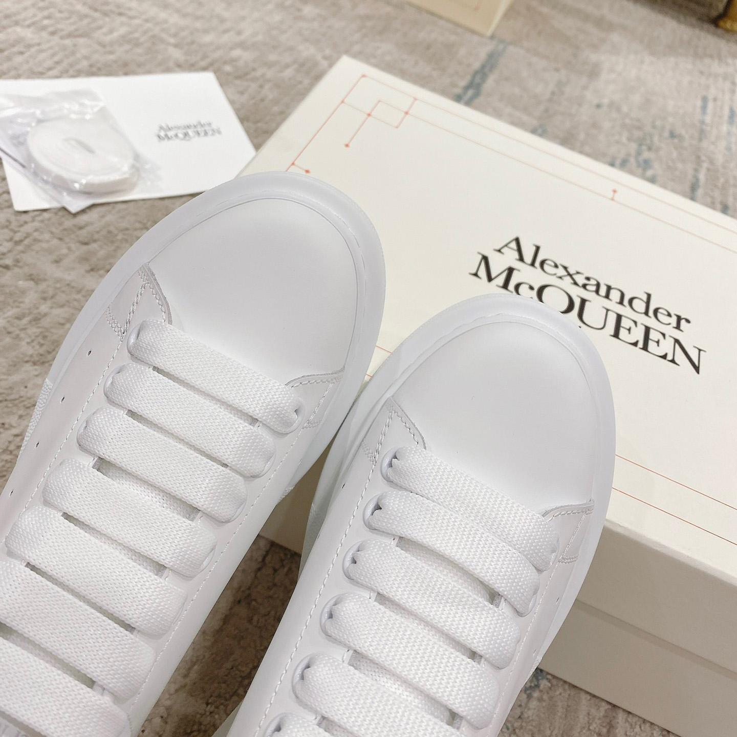 Alexander Mqueen Oversized Sneaker In White - DopestKickz