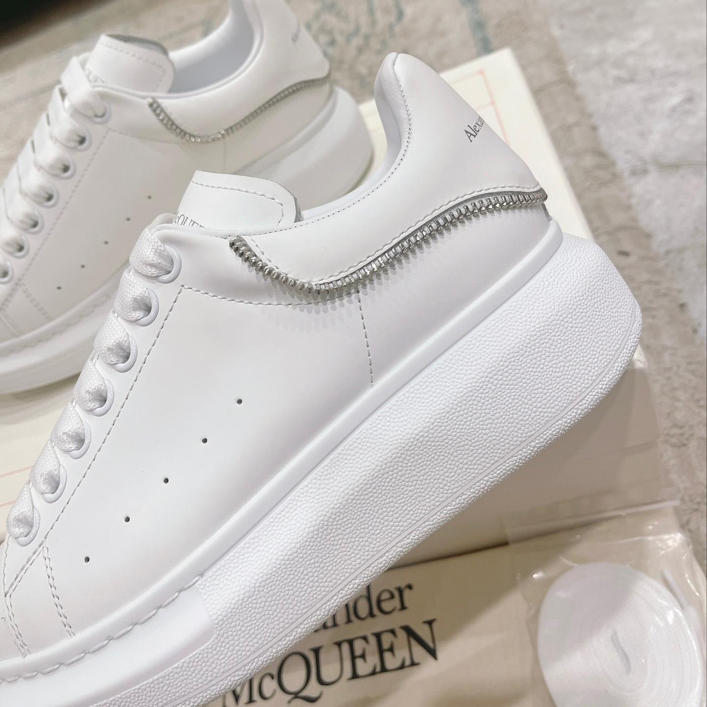 Alexander Mqueen Oversized Sneaker In White - DopestKickz