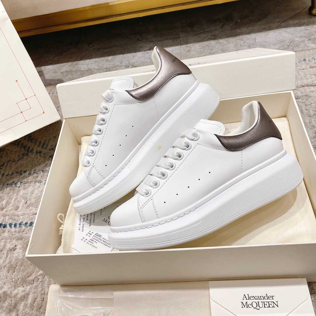 Alexander Mqueen Oversized Sneaker In White - DopestKickz