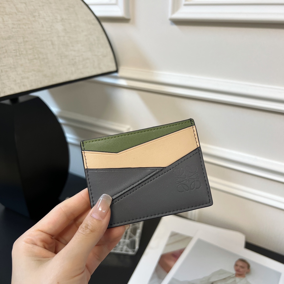 Loewe Puzzle Plain Cardholder (10x7.5cm) - DopestKickz